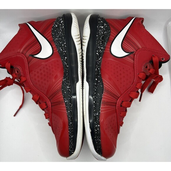 Nike LeBron VIII 8 V/2 Christmas GS Youth Size 5Y - Picture 8 of 10